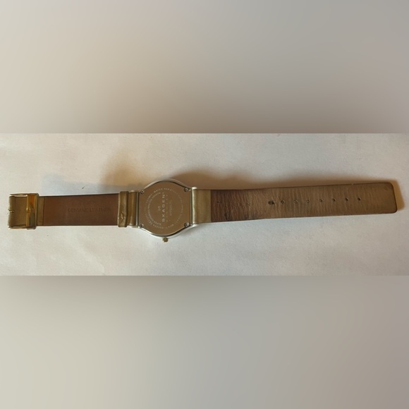 Skagen mother of pearl ceramic watch - Picture 4 of 4